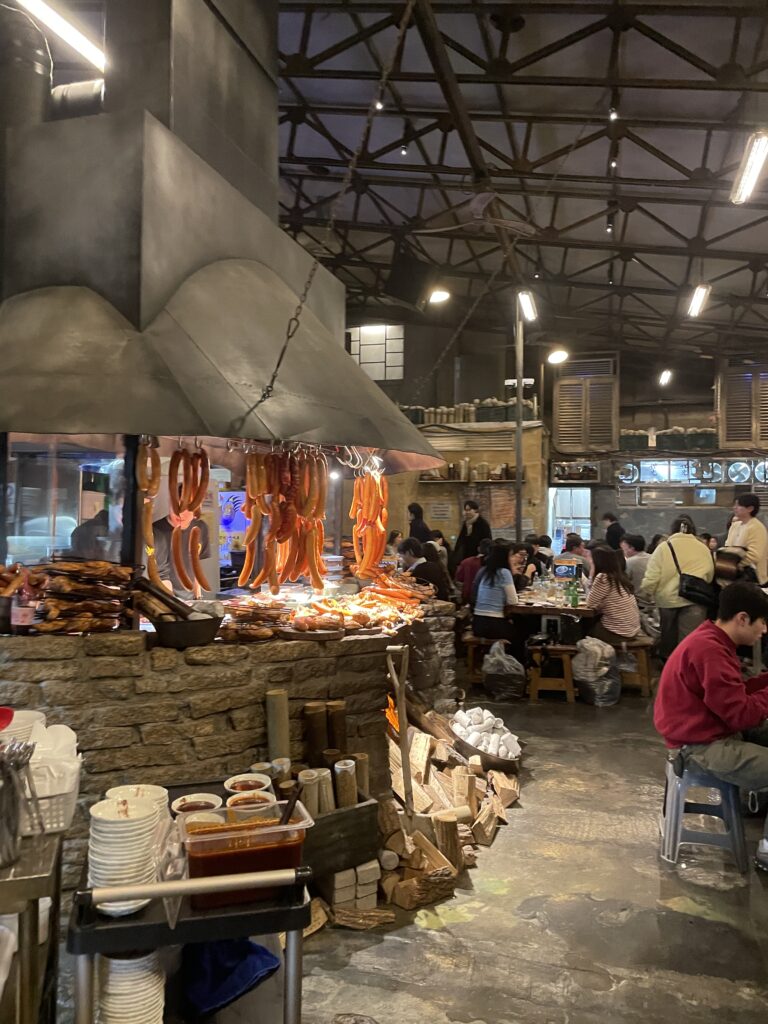 3시간 기다려도 또 가고 싶어! 을지로 인생 맛집 '산청'부터 '달맞이광장'까지 - 02 1 3시간 기다려도 또 가고 싶어! 을지로 인생 맛집 '산청'부터 '달맞이광장'까지 17