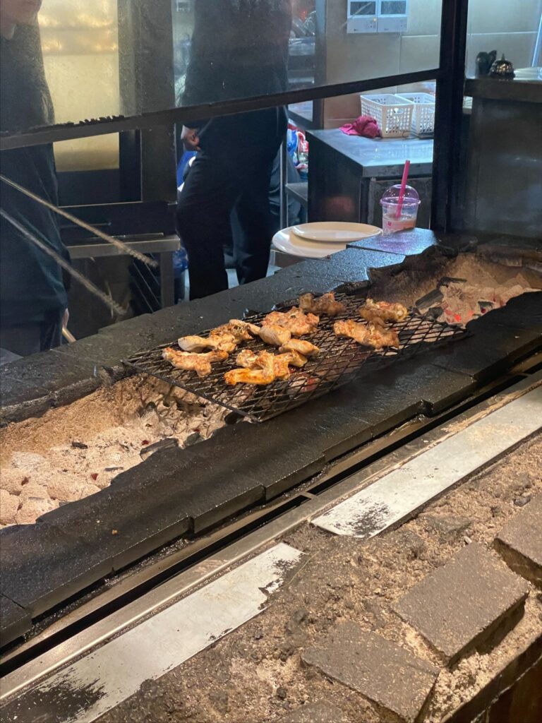 3시간 기다려도 또 가고 싶어! 을지로 인생 맛집 '산청'부터 '달맞이광장'까지 - image 18 3시간 기다려도 또 가고 싶어! 을지로 인생 맛집 '산청'부터 '달맞이광장'까지 18