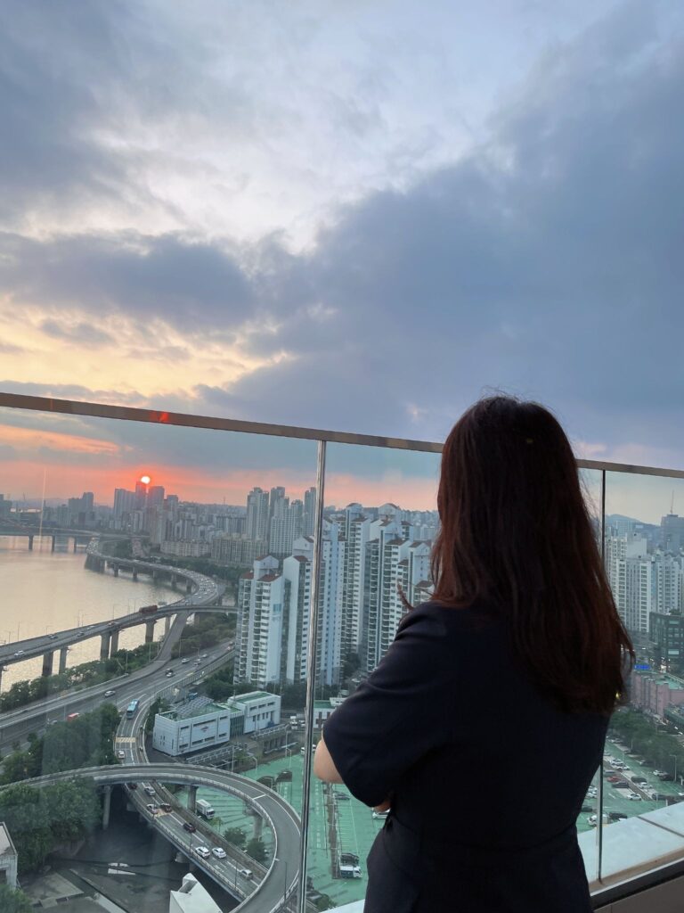 ホテルナルソウル 20階 ラウンジ