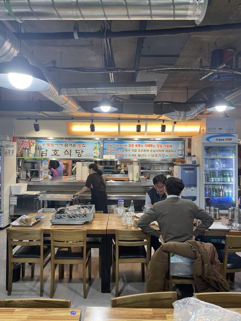 観光客ゼロ!韓国人だけがこっそり通う、本物のソウルグルメ2選 - 02 1 1 観光客ゼロ!韓国人だけがこっそり通う、本物のソウルグルメ2選 16