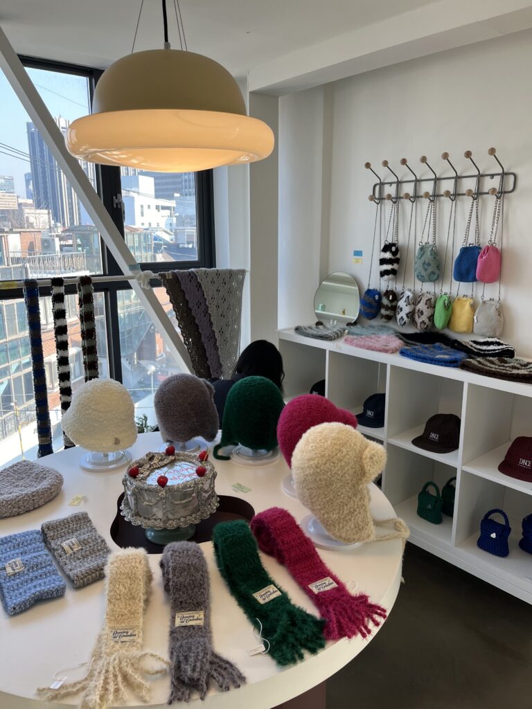 私の西村案内。伝統とモダンが交差する街を歩く 25