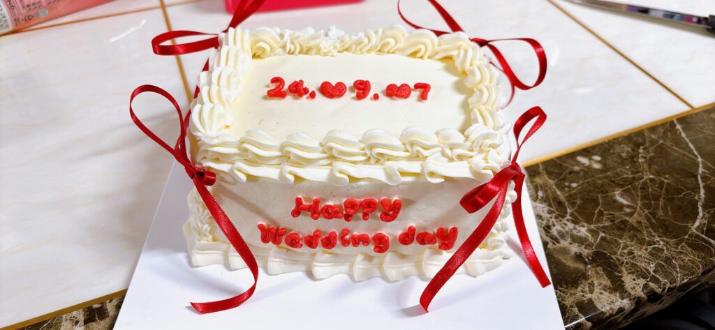 【世界に1つだけ♡】推し活や特別な記念日に♡カカオトークで簡単!「レタリングケーキ」の失敗しないオーダー完全ガイド - image 15 【世界に1つだけ♡】推し活や特別な記念日に♡カカオトークで簡単!「レタリングケーキ」の失敗しないオーダー完全ガイド 14
